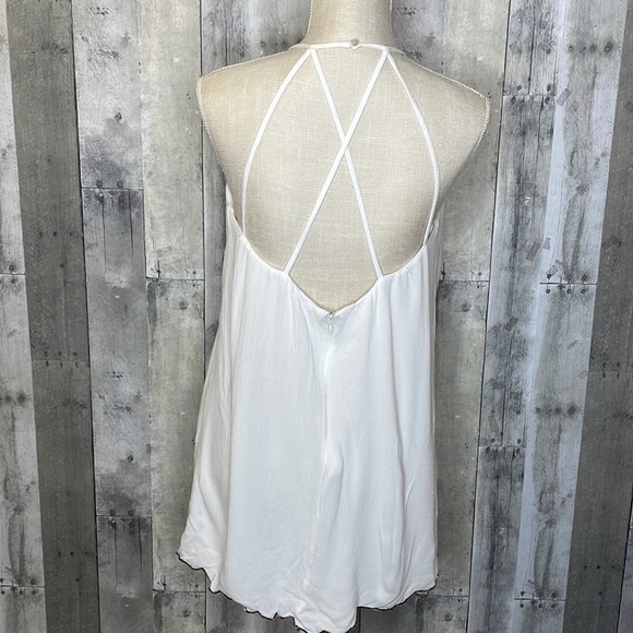 LUSH women’s sleeveless top with embroidery at top and along hem. Open back. EUC - Picture 4 of 11